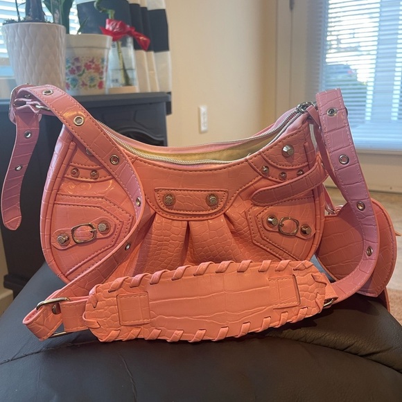 Punk Y2k Half-moon Satchel Crossbody Bag with Heart Mirror - Picture 7 of 9